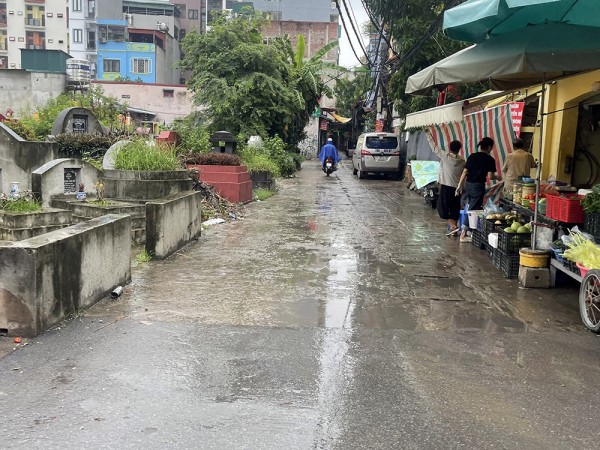 Nghĩa trang Yên Xá ở ngay sát khu dân cư