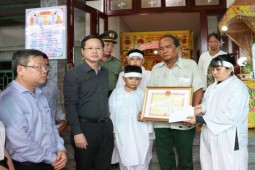 Vụ cháy ở Bình Thuận: Truy tặng Huân chương Dũng cảm cho người phụ hồ