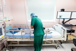 Sức khỏe đời sống - Bé gái co giật hàng trăm cơn mỗi ngày vì căn bệnh này