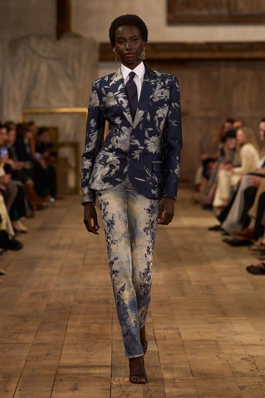 Sự trở lại quyến rũ của Ralph Lauren tại Tuần lễ thời trang New York - 18