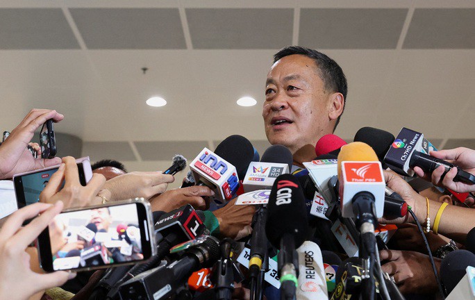 Thủ tướng Thái Lan Srettha Thavisin phát biểu trước quốc hội ở thủ đô Bangkok hôm 11-9 Ảnh: REUTERS