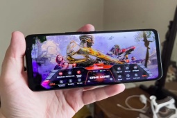 Thời trang Hi-tech - Top điện thoại có pin “trâu” nhất hiện tại