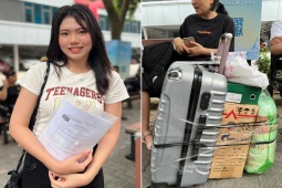 Bạn trẻ - Cuộc sống - Tân sinh viên Ngoại thương lỉnh kỉnh valy, chăn màn... tới trường nhập học