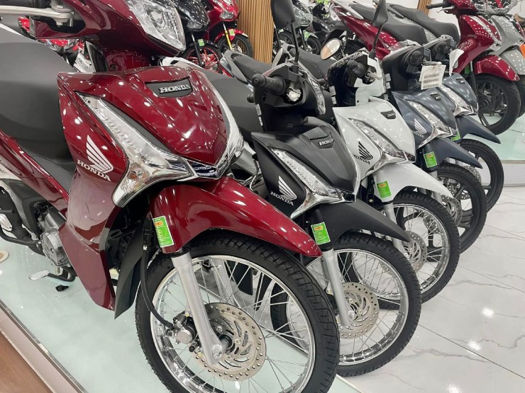 Giá Honda Future 125 FI giữa tháng 9/2023, chênh hơn 2 triệu đồng - 1