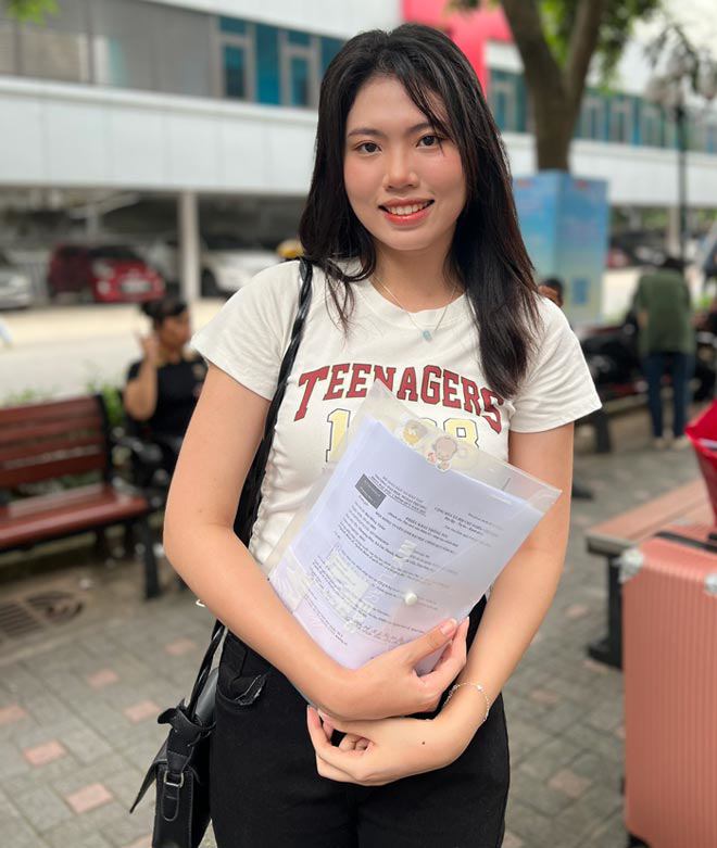 Sinh viên Ngoại thương háo hức trong ngày nhập học