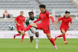 Bóng đá - Video bóng đá Hàn Quốc – Saudi Arabia: "Nam thần" lập công trên không (Giao hữu)