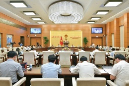 Tin tức trong ngày - Có 23 trường hợp nộp lại quà tặng với số tiền 93 triệu đồng