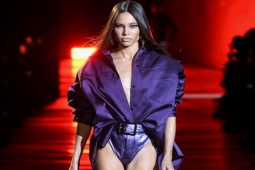 Thời trang - LaQuan Smith nam tính hóa trang phục nữ và ngược lại