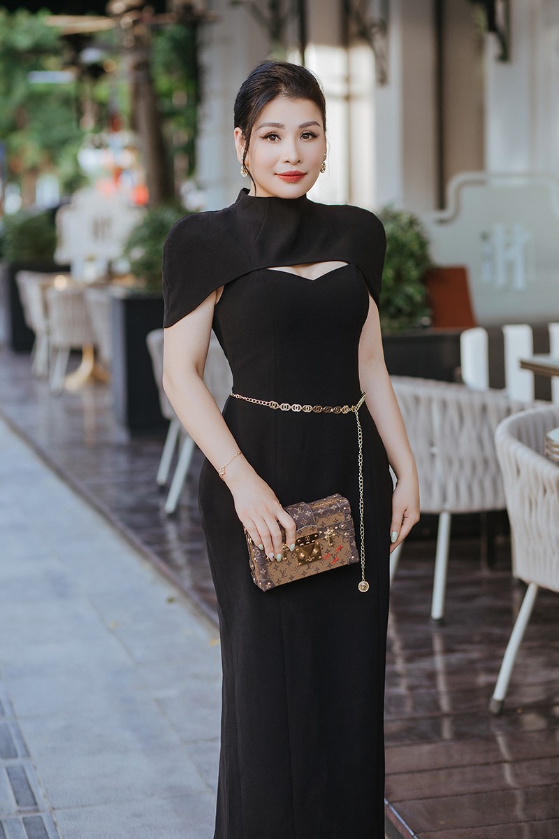 Trưởng ban tổ chức cuộc thi Hoa hậu Biển Đảo Việt Nam – Bà Đàm Hương Thủy