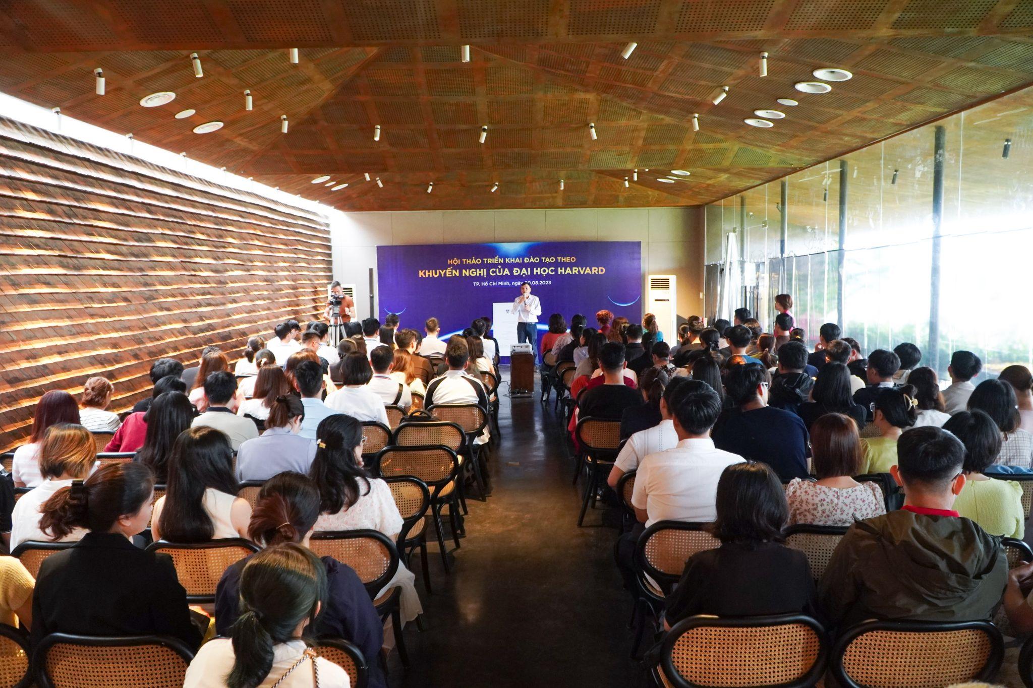 Nha Khoa Kim tổ chức hội thảo đào tạo theo khuyến nghị của Harvard