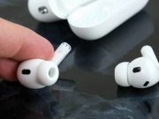 Thời trang Hi-tech - Chỉ nâng cấp nhỏ với giá không đổi, AirPods Pro 2 đã như hổ mọc thêm cánh