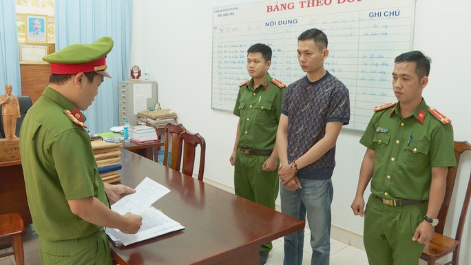 Cơ quan CSĐT Công an huyện Cư Kuin đã khởi tố, bắt tạm giam đối tượng Nguyễn Thế Anh để điều tra về hành vi giết người