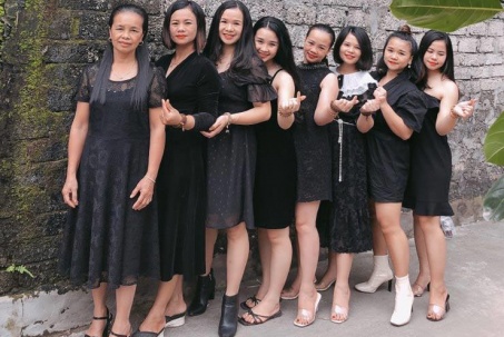 Nghệ An: Bố mẹ sinh 7 cô con gái, có 7 chàng rể tuyệt vời