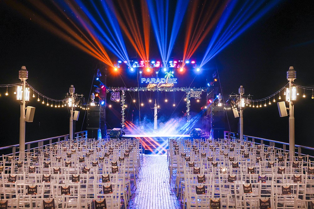 Sân khấu đẳng cấp cho các buổi tiệc công ty, đám cưới trên du thuyền