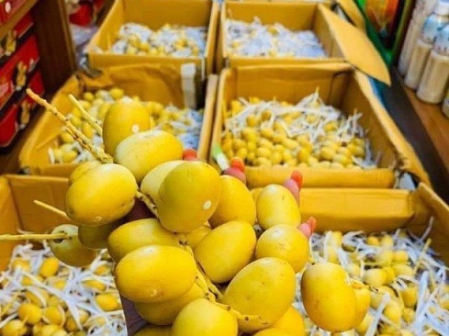 Thị trường - Tiêu dùng - Chà là tươi giá mềm đổ bộ thị trường