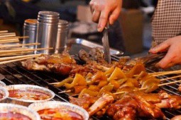 5 phố ăn vặt cực nổi tiếng ở Trung Quốc, giới trẻ check-in nườm nượp