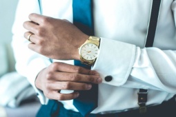 Đàn ông - Khuy măng sét  là phụ kiện nhỏ bé nhưng tạo nên vẻ ngoài hoàn hảo cho quý ông