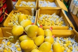 Thị trường - Tiêu dùng - Chà là tươi giá mềm đổ bộ thị trường