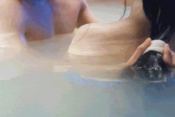 Phim - Cảnh tắm gây sốt trong phim 'Vân chi vũ'