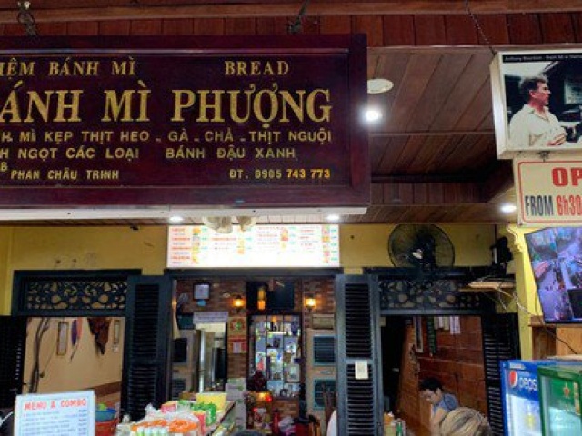 Tin tức trong ngày - Khu vực sơ chế của tiệm bánh mì Phượng "chưa đảm bảo vệ sinh"