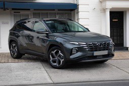 Giá xe Hyundai Tucson lăn bánh tháng 9/2023, giảm 50% lệ phí trước bạ