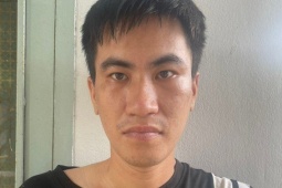 Pháp luật - Thợ lắp camera ghi lại clip "nóng" trong phòng ngủ của khách