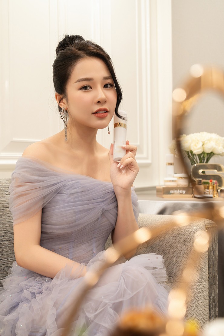 Hoa khôi Đỗ Hà Trang nổi bật giữa dàn người đẹp, siêu mẫu tại sự kiện - 3