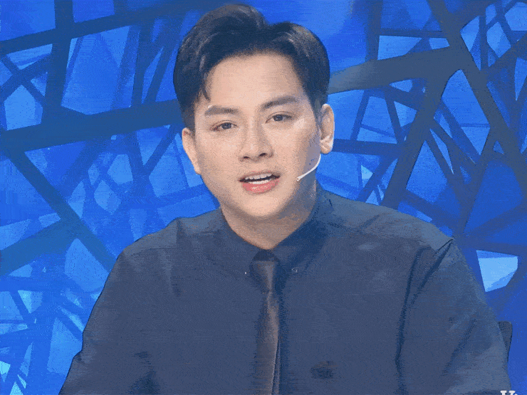 Hoài Lâm đỏ mặt khi bị cô gái 19 tuổi thả thính: "Giám khảo có cần đẹp vậy không?"