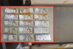 Kinh doanh - Mua tủ lạnh cũ rồi tìm thấy một bọc to, anh chàng mở ra mới "sốc" nặng