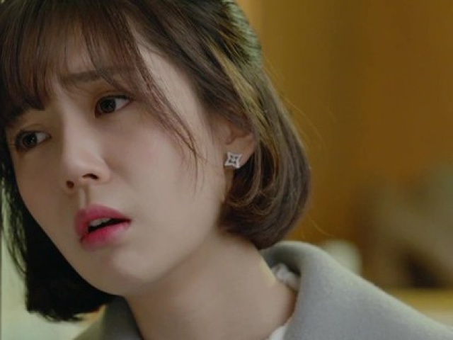 Bạn trẻ - Cuộc sống - Quý cô độc thân, sáng giá đi 'săn' chồng tại những con phố đông đúc vì gần 30 tuổi vẫn còn 'ế dài'