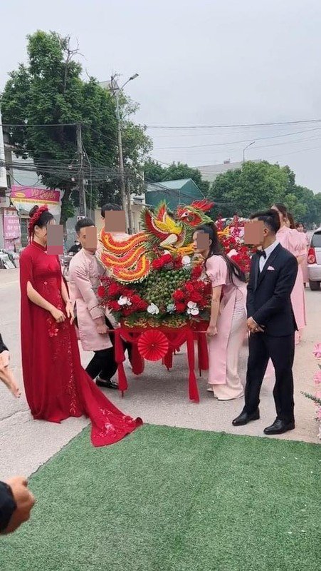 Choáng với dàn tráp ăn hỏi “bê sái tay” của cô dâu Bắc Giang - 2