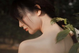 Làm đẹp - Bí mật cách làm đá viên cà phê dưỡng da hồng hào