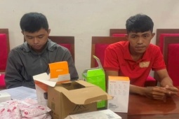 Pháp luật - 2 thanh niên "đóng phim" để lừa các shipper