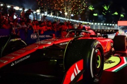 Thể thao - Đua xe F1, Singapore GP: Chiến thắng kịch tính của Sainz trên đường phố Singapore
