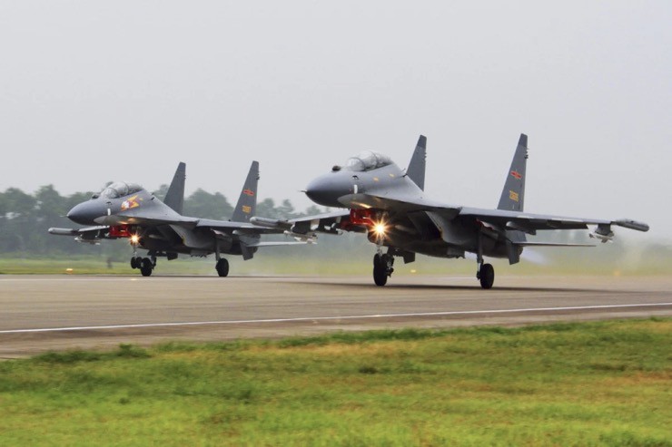 10 trong số 40 máy bay Trung Quốc xâm nhập ADIZ ở đảo Đài Loan là chiến đấu cơ Su-30.