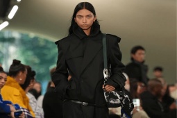 Thời trang - BST mang tương lai vô hạn của Burberry cho mùa hè năm 2024