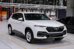 Tin tức ô tô - Giá xe VinFast Lux SA2.0 lăn bánh tháng 9/2023, giảm 50% phí trước bạ