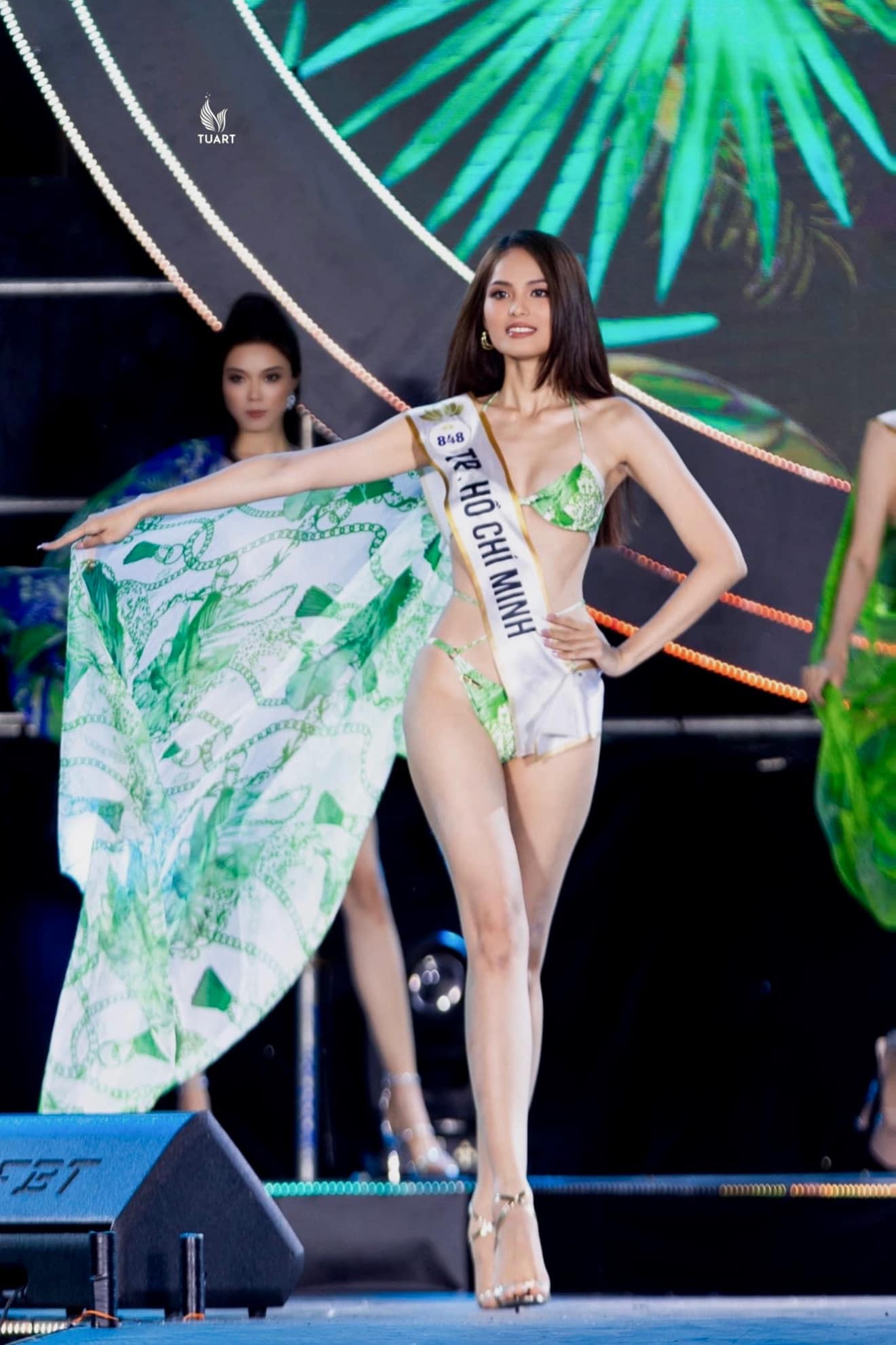 Hai mỹ nhân nổi bật ở Miss Universe Vietnam 2023: Có con gái diễn viên Lê Hoá - 12