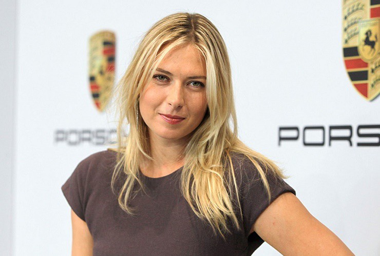 &#34;Búp bê&#34; Sharapova cười tỏa nắng, mỹ nhân golf khoe &#34;ảnh nóng&#34; gây tranh cãi - 4