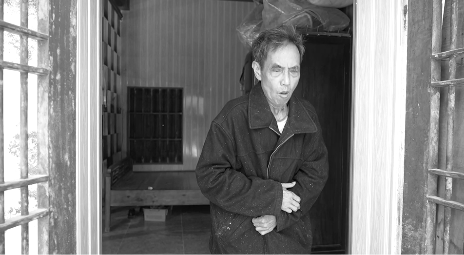 Hình ảnh ông Vũ Huy Hoàng trong những tháng ngày khổ sở vì căn bệnh phổi tắc nghẽn mạn tính COPD.