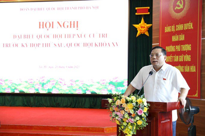 Giám đốc Công an TP Hà Nội Nguyễn Hải Trung trả lời cử tri.