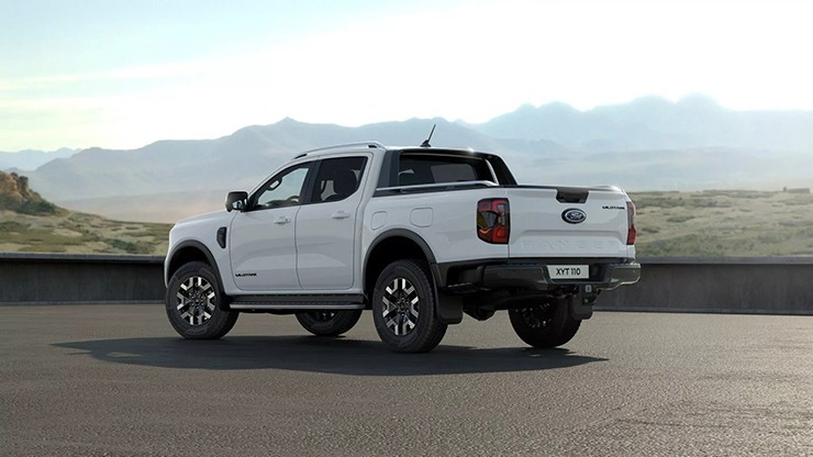Ra mắt Ford Ranger phiên bản tiết kiệm xăng, đi được hơn 45km thuần điện - 5