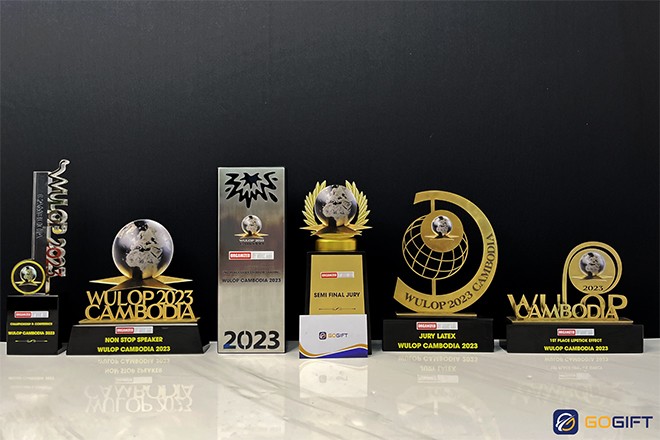 Các sản phẩm cúp vinh danh độc quyền được Gogift chế tác