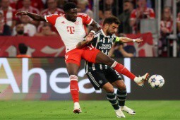 Video bóng đá Bayern Munich - MU: Mãn nhãn 7 bàn, siêu phẩm ấn định (Cúp C1)