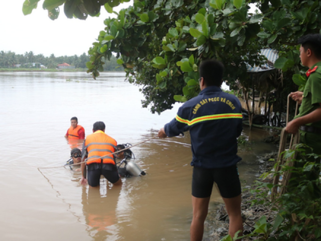 Đau lòng 2 trẻ tắm sông bị đuối nước ở Trà Vinh