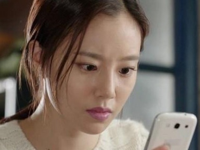 Bạn trẻ - Cuộc sống - Không cho cô gái xinh đẹp thuê trọ, nửa năm sau gặp lại, vợ ngã ngửa khi biết thân phận của cô ta