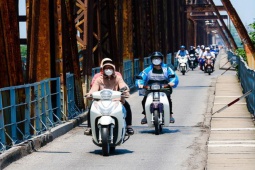 Tin tức trong ngày - Thời tiết cuối tuần: Bắc Bộ và Trung Bộ có nơi nắng nóng 35 độ C