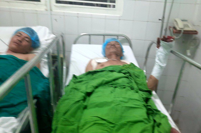 Tranh chấp đất ở Long An, 4 cha con bị chém dã man - 4