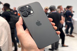 iPhone 15 Pro Max phô diễn sức mạnh đáng gờm trên AnTuTu