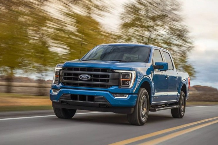 9. Ford F-150 đạt doanh số 525.000 chiếc xe được bán ra trên toàn cầu vào năm 2022. Đây là dòng xe bán tải rất nổi tiếng. Xe có sự kết hợp hoàn hảo giữa động cơ mạnh mẽ với công nghệ thông minh, đem lại hành trình và công năng sử dụng rất tuyệt cho người sử dụng.